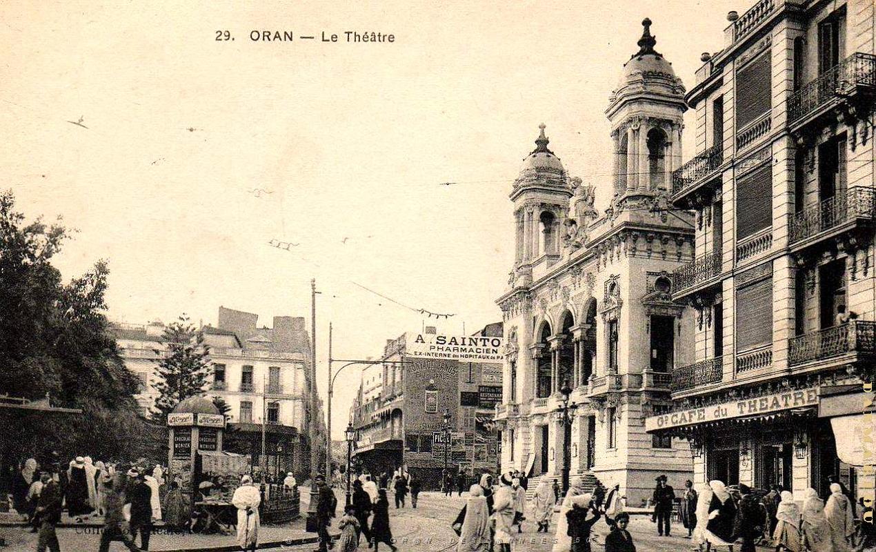 PA i- 40- Place d'armes - .JPG
